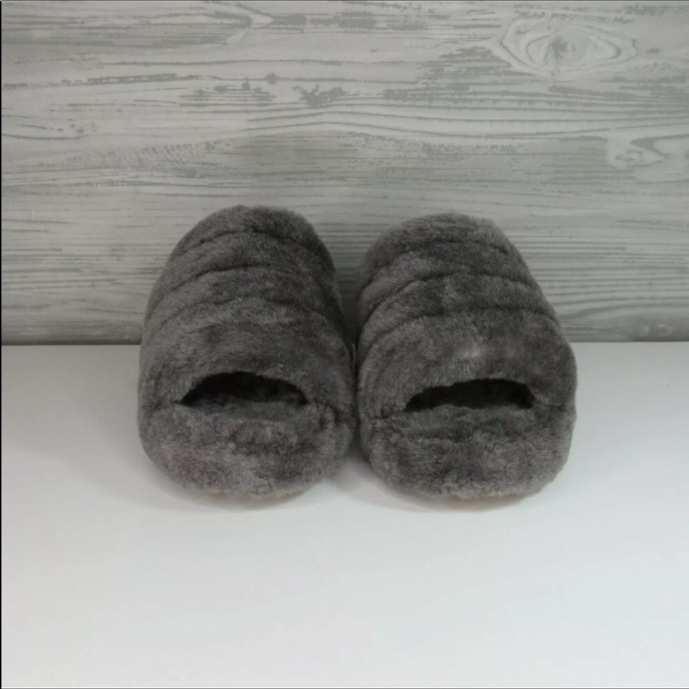 Fluff yeah ugg slides - Picture 3 of 7